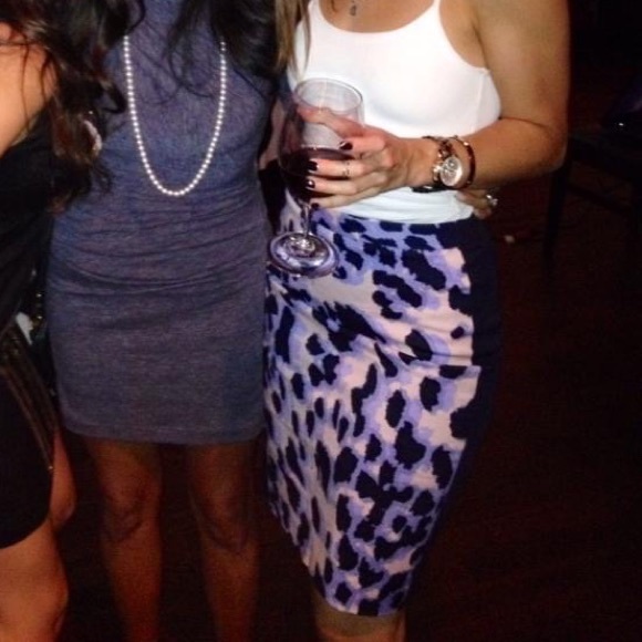 Club Monaco Leopard Print Pencil Skirt Navy Blue Periwinkle Pink - Picture 4 of 5